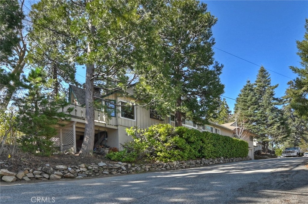 Lake Arrowhead, California, 92352, United States, 4 Bedrooms Bedrooms, ,3 BathroomsBathrooms,Residential,For Sale,1975175