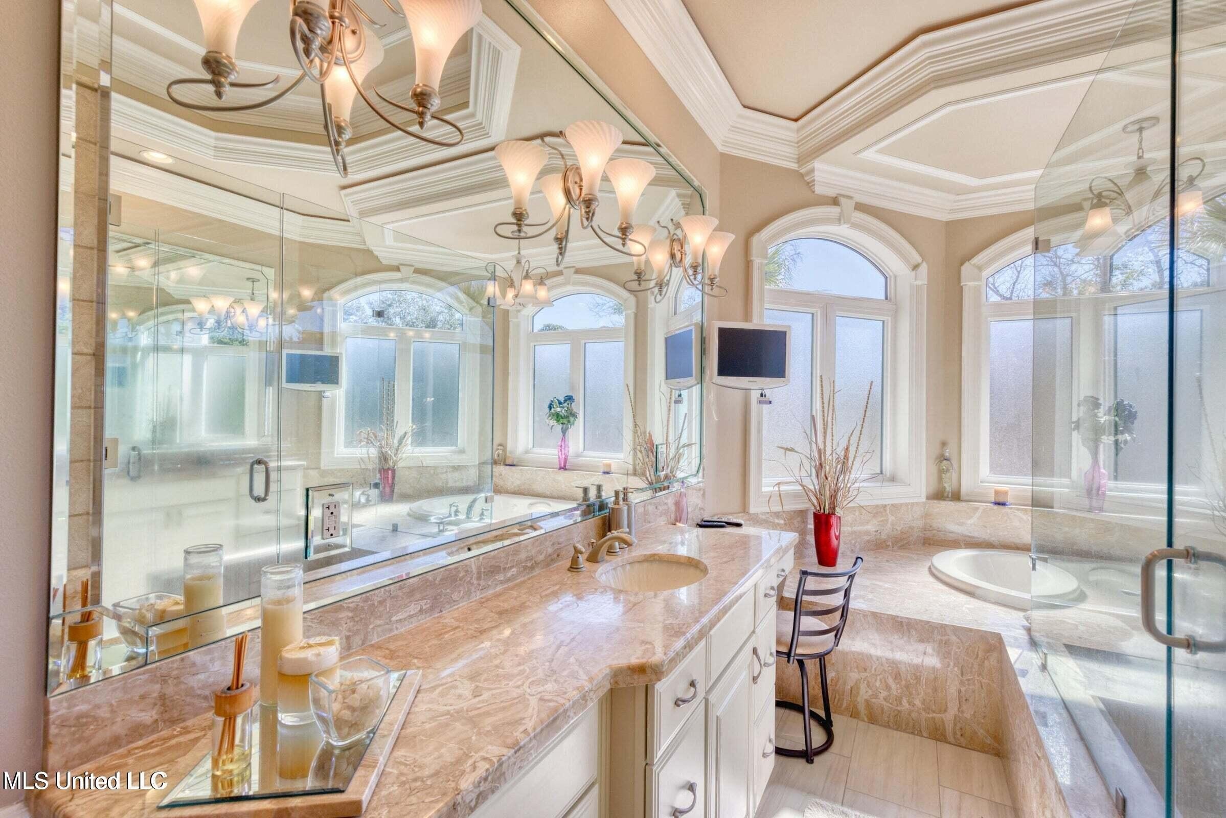 Diamondhead, Mississippi, 39525, United States, 6 Bedrooms Bedrooms, ,6 BathroomsBathrooms,Residential,For Sale,1980430