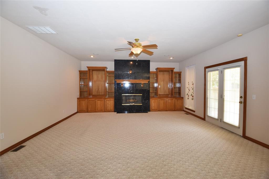 Oklahoma City, Oklahoma, 73142, United States, 5 Bedrooms Bedrooms, ,4 BathroomsBathrooms,Residential,For Sale,1935370