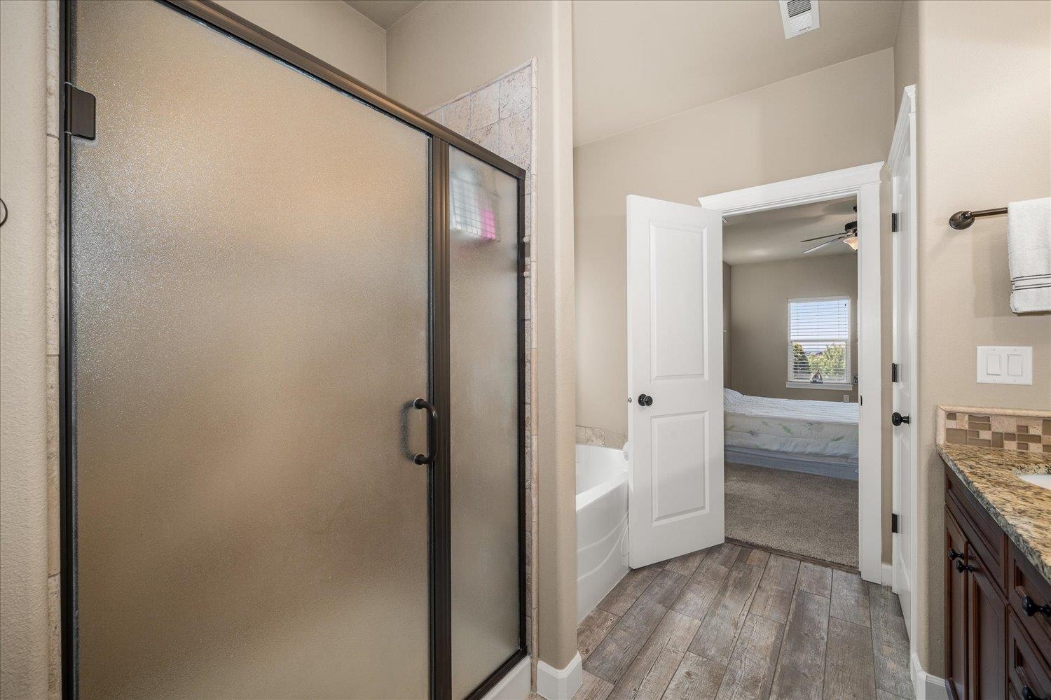 Liberty Lake, Washington, 99019, United States, 4 Bedrooms Bedrooms, ,2 BathroomsBathrooms,Residential,For Sale,1856112