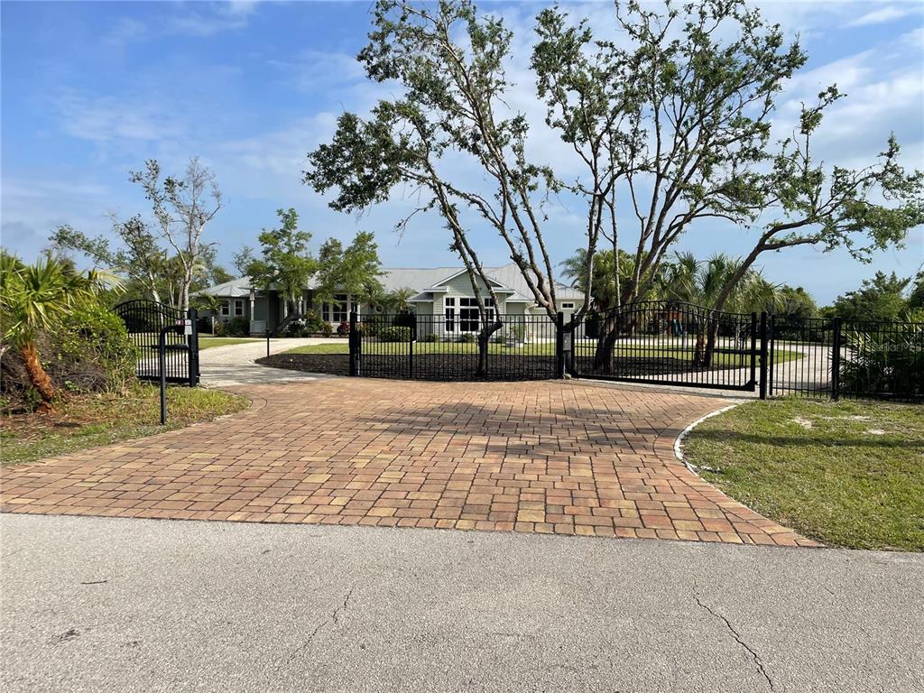 Punta Gorda, Florida, 33983, United States, 4 Bedrooms Bedrooms, ,5 BathroomsBathrooms,Residential,For Sale,1707837