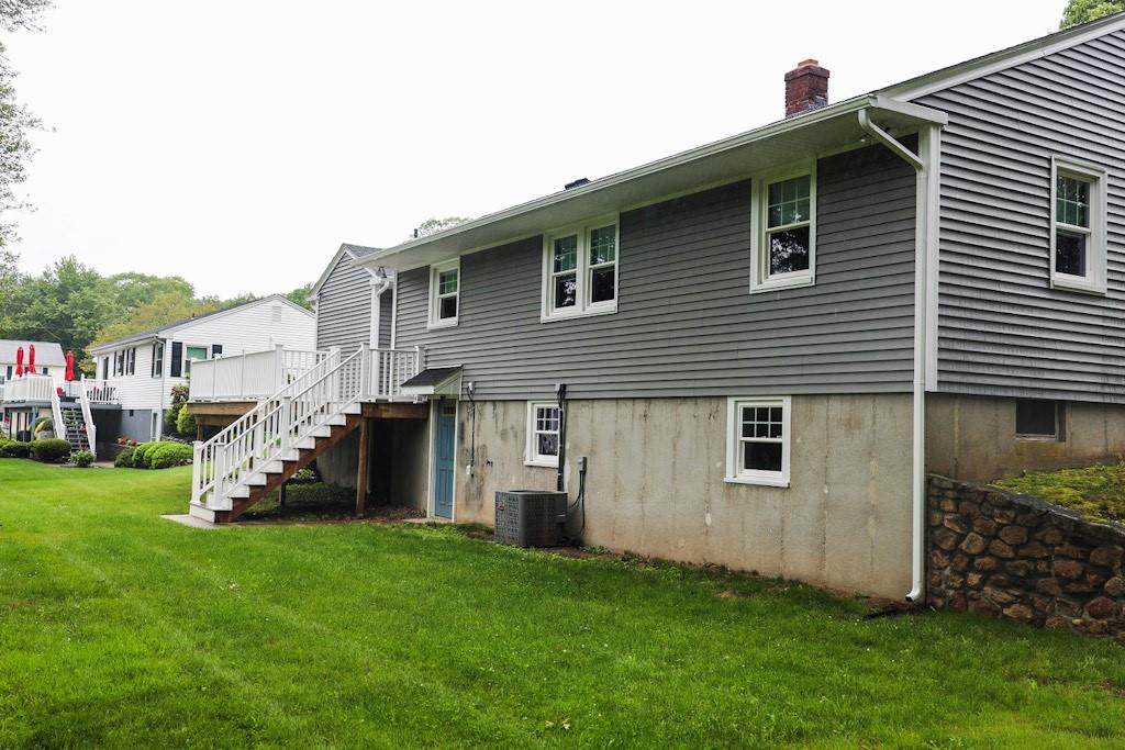 Westerly, Rhode Island, 02891, United States, 3 Bedrooms Bedrooms, ,2 BathroomsBathrooms,Residential,For Sale,1958331