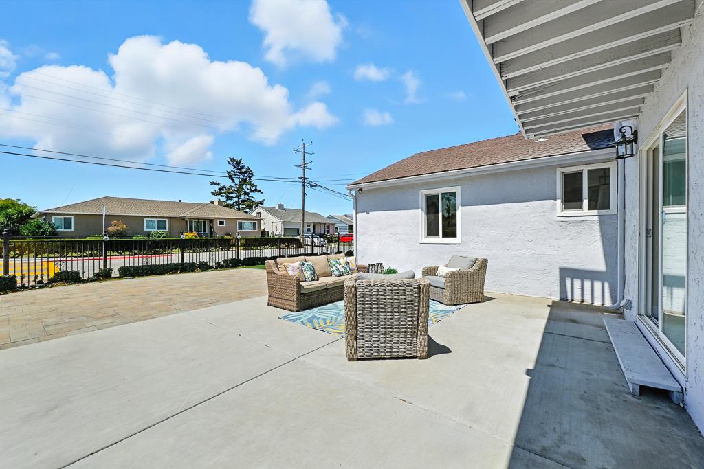 San Mateo, California, 94401, United States, 3 Bedrooms Bedrooms, ,2 BathroomsBathrooms,Residential,For Sale,1917266