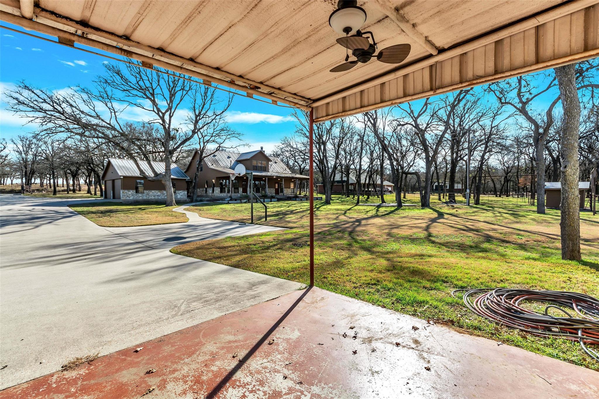 Boyd, Texas, 76023, United States, 3 Bedrooms Bedrooms, ,3 BathroomsBathrooms,Residential,For Sale,2013978