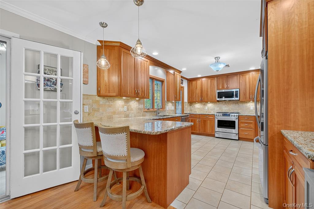 Poughkeepsie, New York, 12603, United States, 3 Bedrooms Bedrooms, ,2 BathroomsBathrooms,Residential,For Sale,1980252