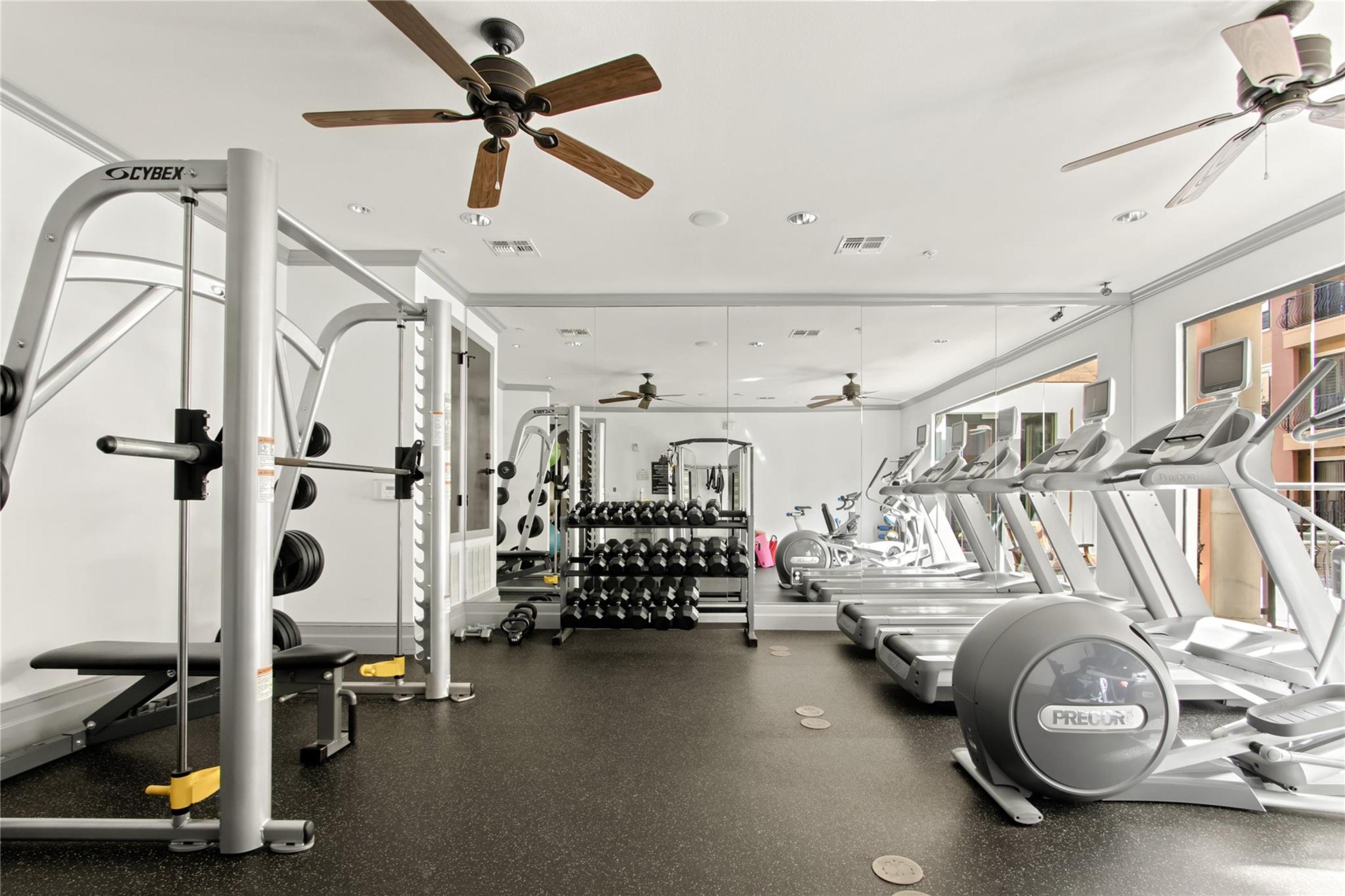  Lock-and-Leave Luxury at The Sorrento, Preston Hollow - 物件實景