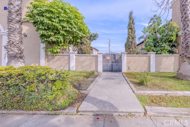 Anaheim, California, 92804, United States, ,Residential,For Sale,1977048