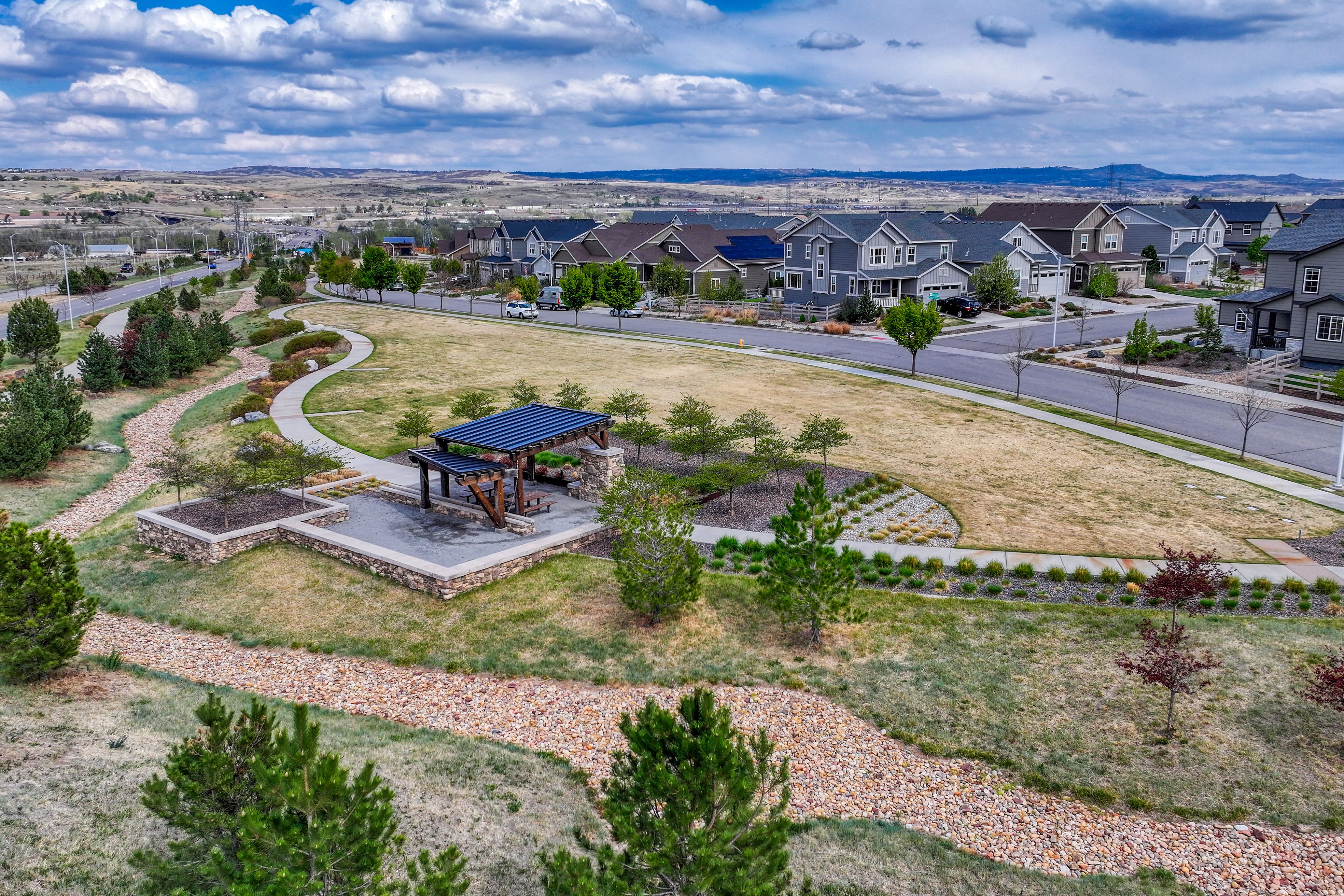  Urban Contemporary Home Tucked Into the Scenic Foothills of Sterling Ranch - 物件實景
