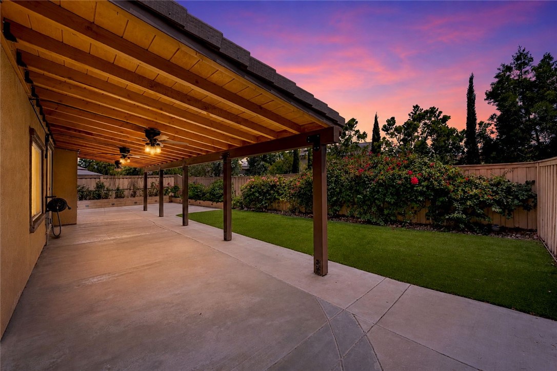 Lake Elsinore, California, 92532, United States, 3 Bedrooms Bedrooms, ,3 BathroomsBathrooms,Residential,For Sale,2049094