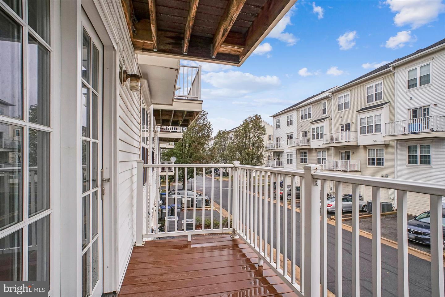 Falls Church, Virginia, 22042, United States, 3 Bedrooms Bedrooms, ,2 BathroomsBathrooms,Residential,For Sale,2001644