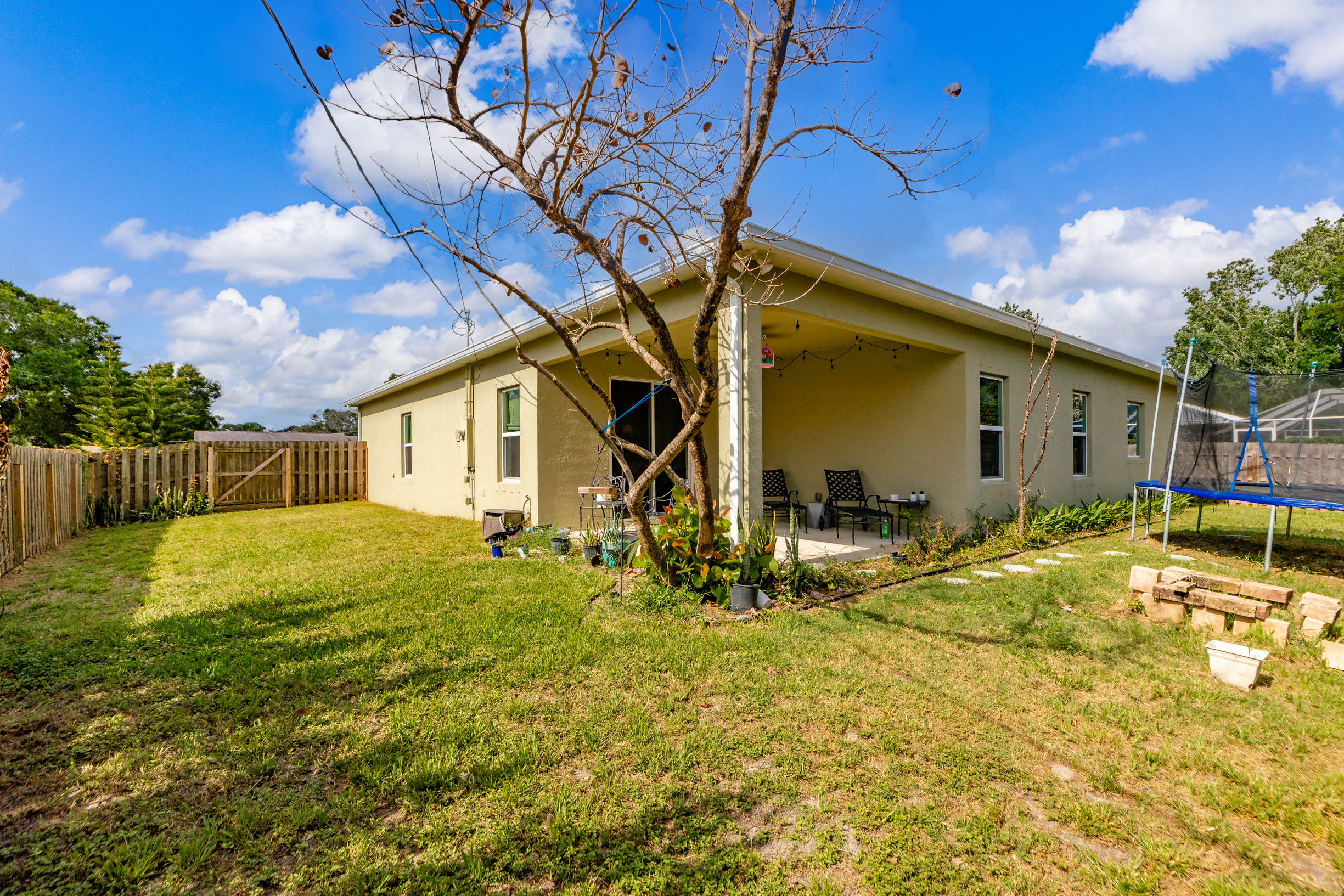  956 Claire Avenue, Sebastian, FL, 32958 - 物件實景