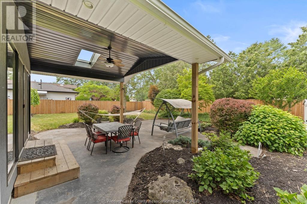 WINDSOR, Ontario, N8P 1C1, CA, 3 Bedrooms Bedrooms, ,2 BathroomsBathrooms,Residential,For Sale,1882295