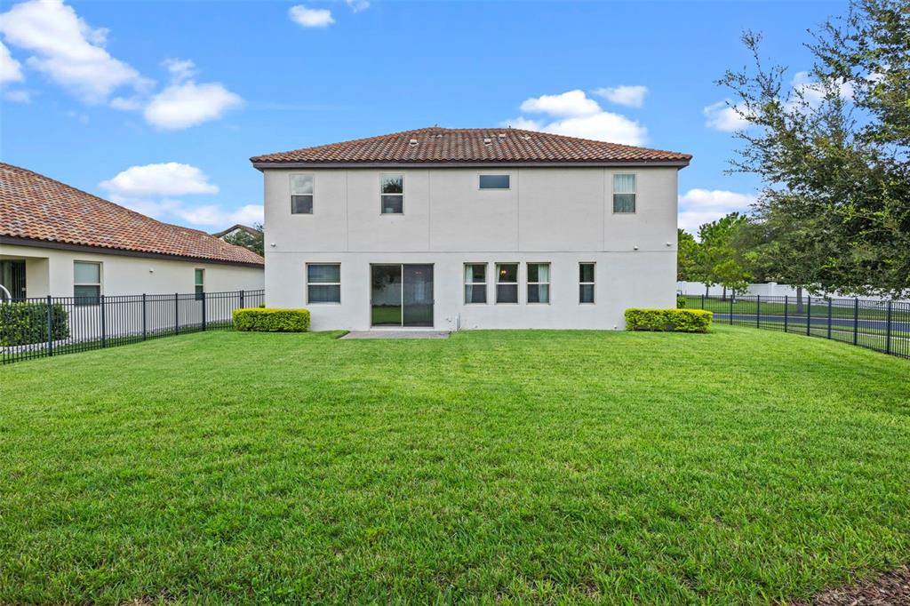 Orlando, Florida, 32836, United States, 5 Bedrooms Bedrooms, ,4 BathroomsBathrooms,Residential,For Sale,1940784