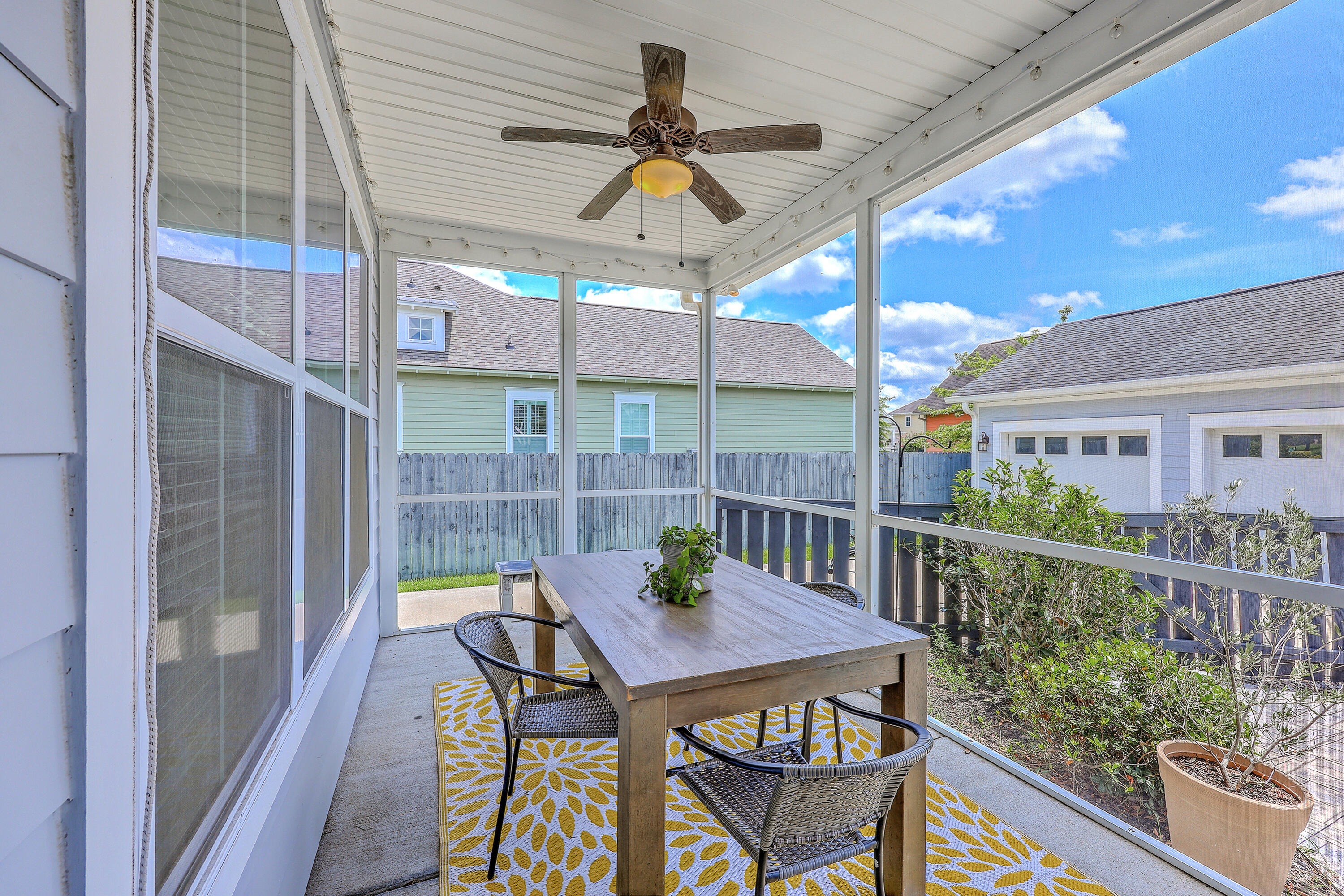 Summerville, South Carolina, 29486, United States, 3 Bedrooms Bedrooms, ,3 BathroomsBathrooms,Residential,For Sale,1889517