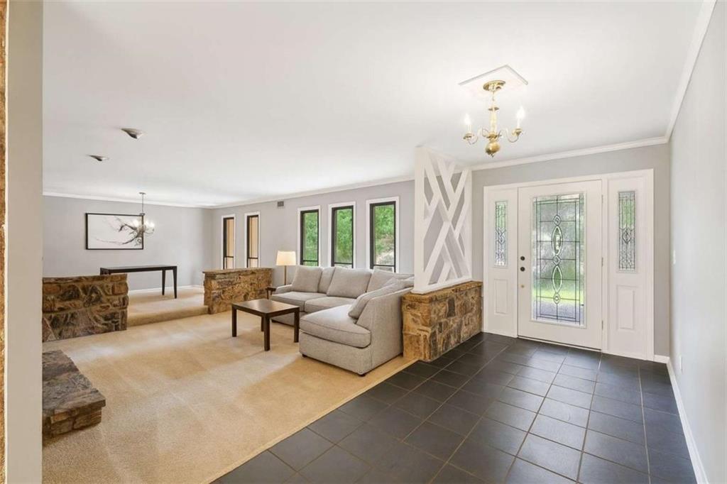 Marietta, Georgia, 30068, United States, 4 Bedrooms Bedrooms, ,3 BathroomsBathrooms,Residential,For Sale,1977177