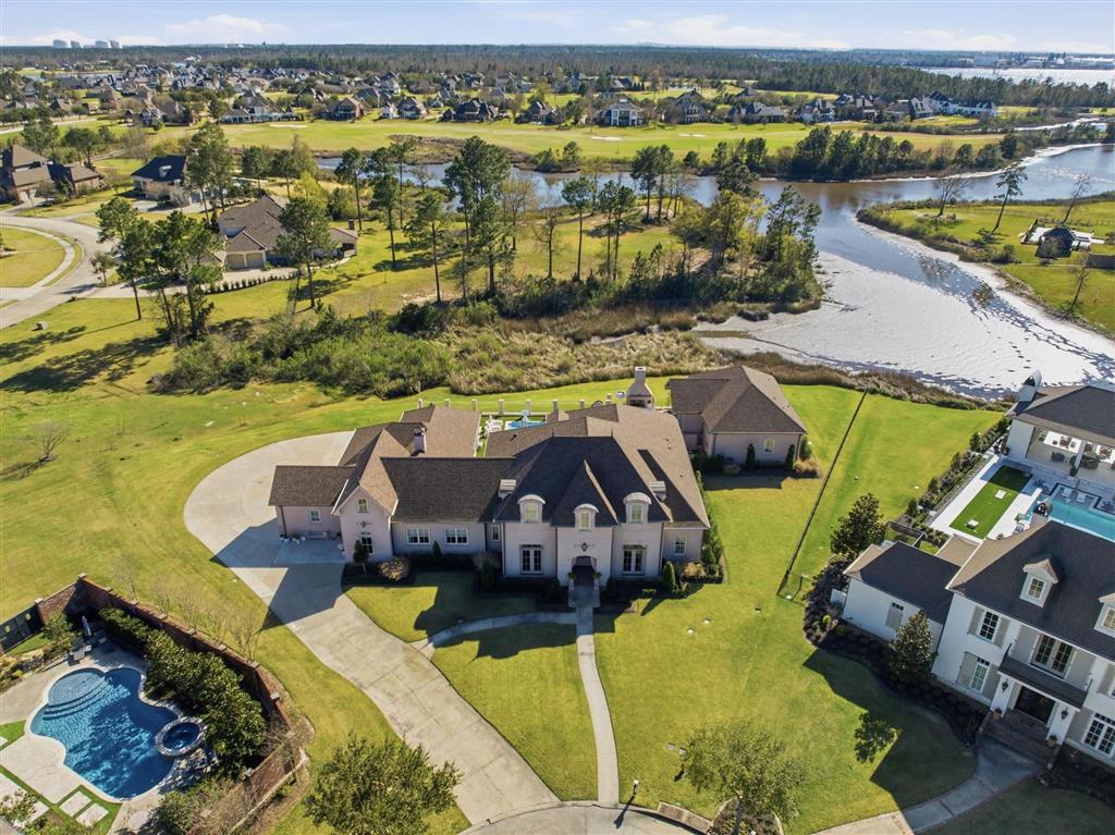 Lake Charles, Louisiana, 70605, United States, 5 Bedrooms Bedrooms, ,5 BathroomsBathrooms,Residential,For Sale,2024093