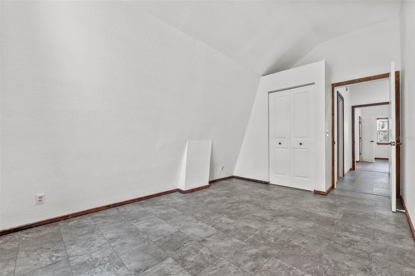 FROSTPROOF, Florida, 33843, United States, 4 Bedrooms Bedrooms, ,3 BathroomsBathrooms,Residential,For Sale,1864112