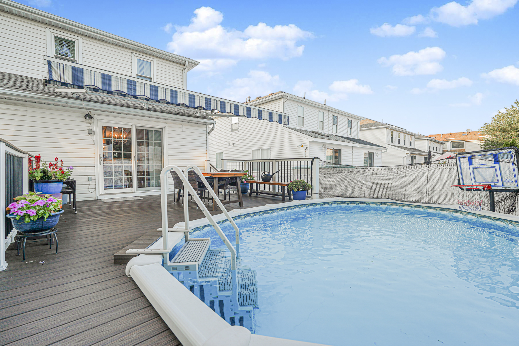 Staten Island, New York, 10309, United States, 3 Bedrooms Bedrooms, ,2 BathroomsBathrooms,Residential,For Sale,1935942