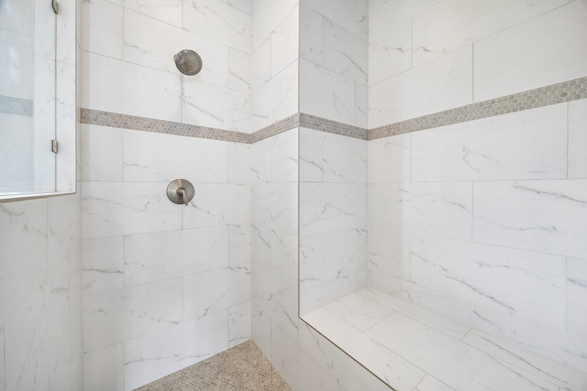  539 W 25th Street A - 物件實景
