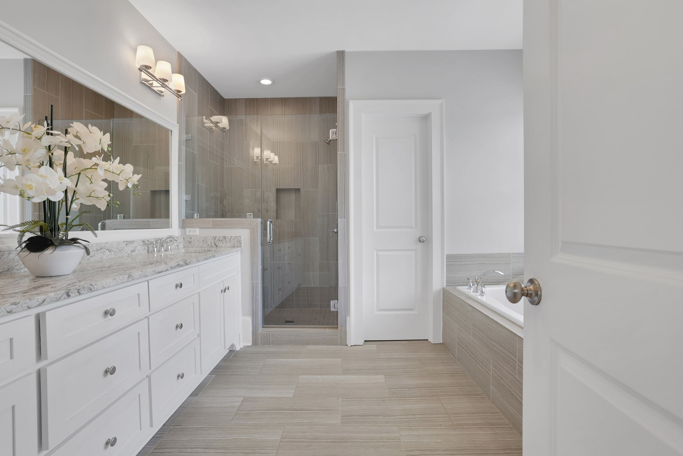 Sophisticated Brick Residence in Coveted Brookhaven Location - 物件實景