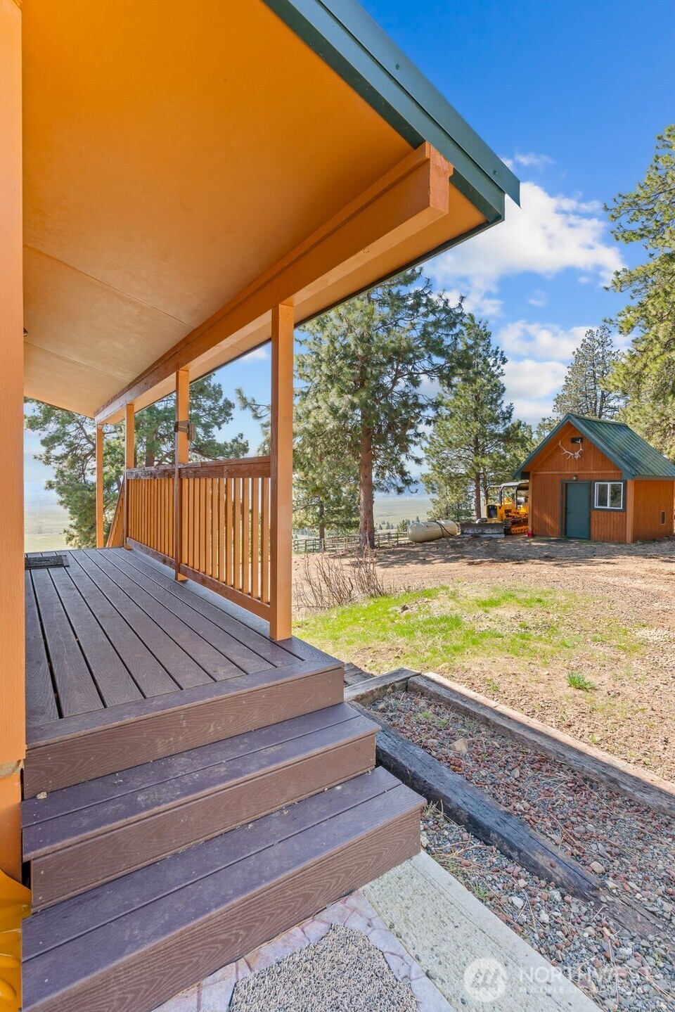 Ellensburg, Washington, 98926, United States, 3 Bedrooms Bedrooms, ,2 BathroomsBathrooms,Residential,For Sale,1881780