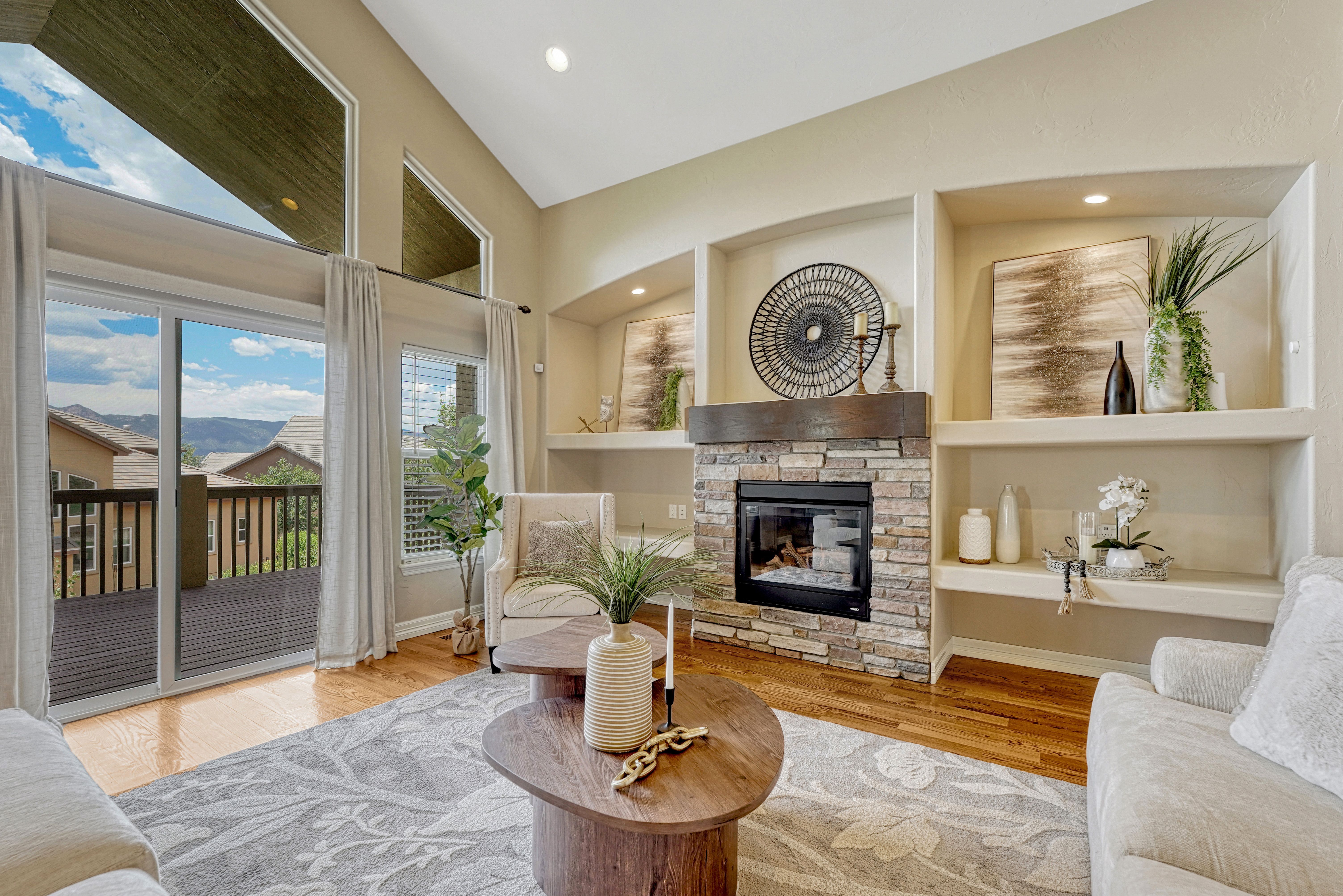  Elevated Living with Unmatched Pikes Peak Views in Flying Horse - 物件實景