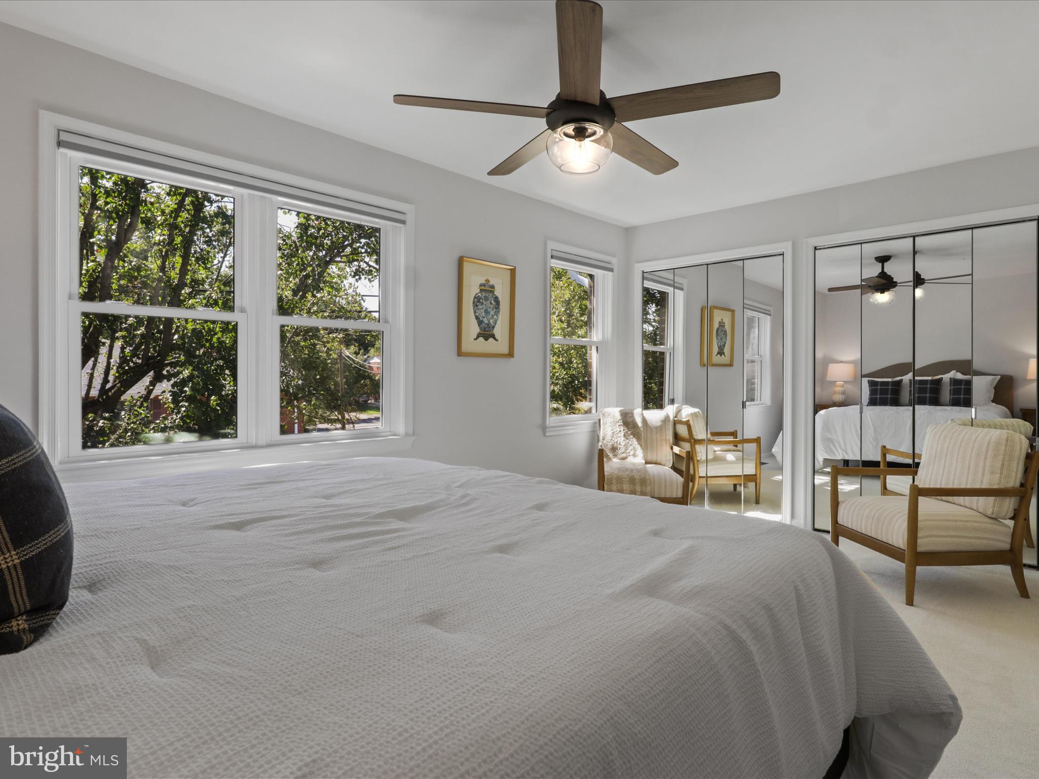 Arlington, Virginia, 22205, United States, 3 Bedrooms Bedrooms, ,3 BathroomsBathrooms,Residential,For Sale,1943915