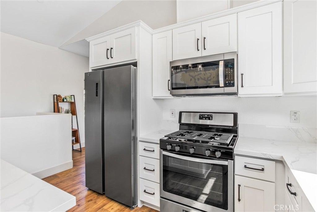 Cherry Valley, California, 92223, United States, 6 Bedrooms Bedrooms, ,3 BathroomsBathrooms,Residential,For Sale,1973904