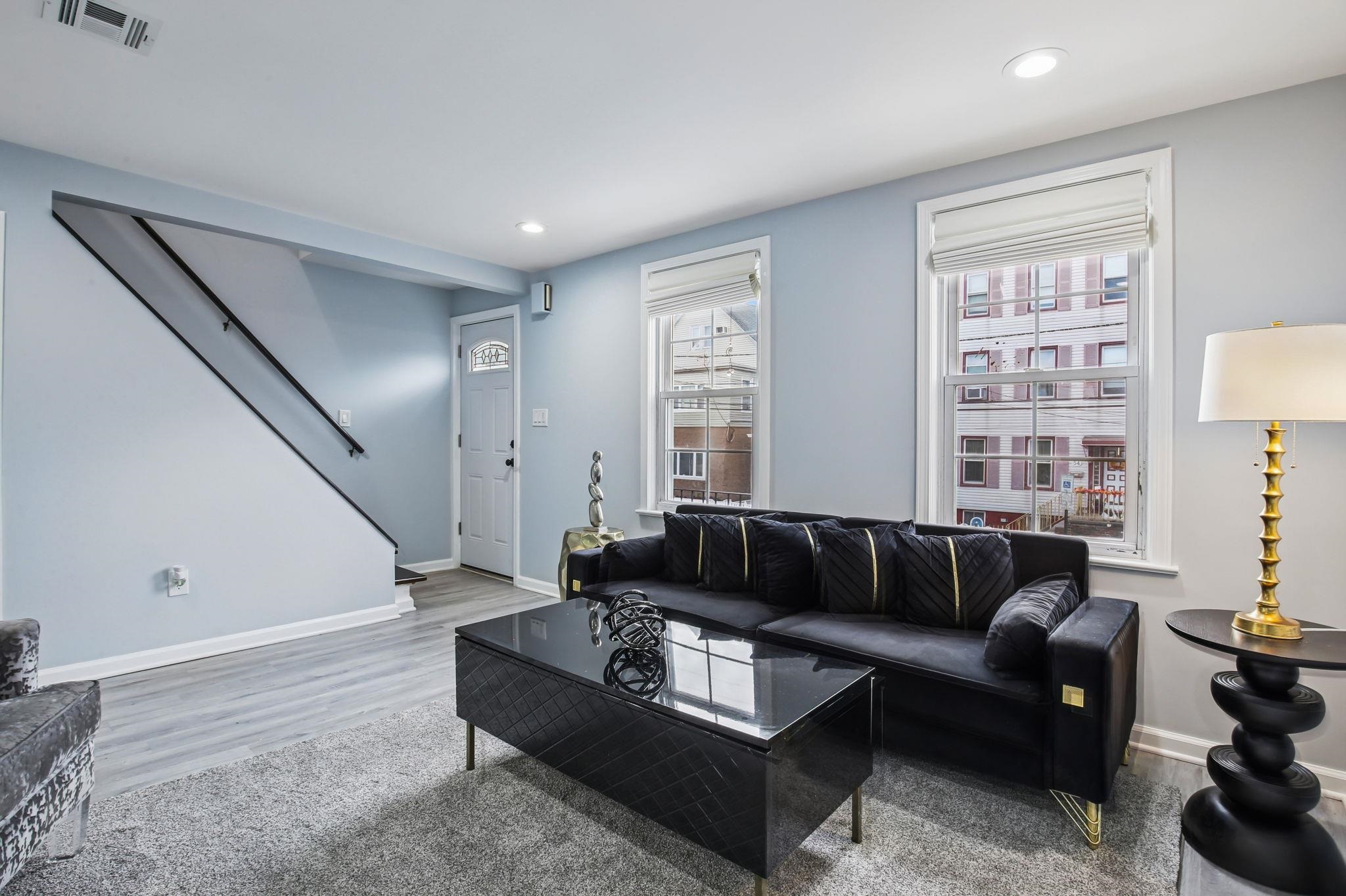 Bayonne, New Jersey, 07002, United States, 4 Bedrooms Bedrooms, ,2 BathroomsBathrooms,Residential,For Sale,1996520