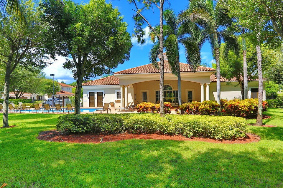 Delray Beach, Florida, 33484, United States, 4 Bedrooms Bedrooms, ,3 BathroomsBathrooms,Residential,For Sale,1943526