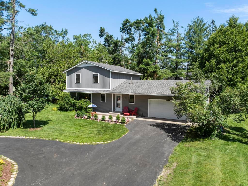 Harbor Springs, Michigan, 49740, United States, 4 Bedrooms Bedrooms, ,3 BathroomsBathrooms,Residential,For Sale,1889979
