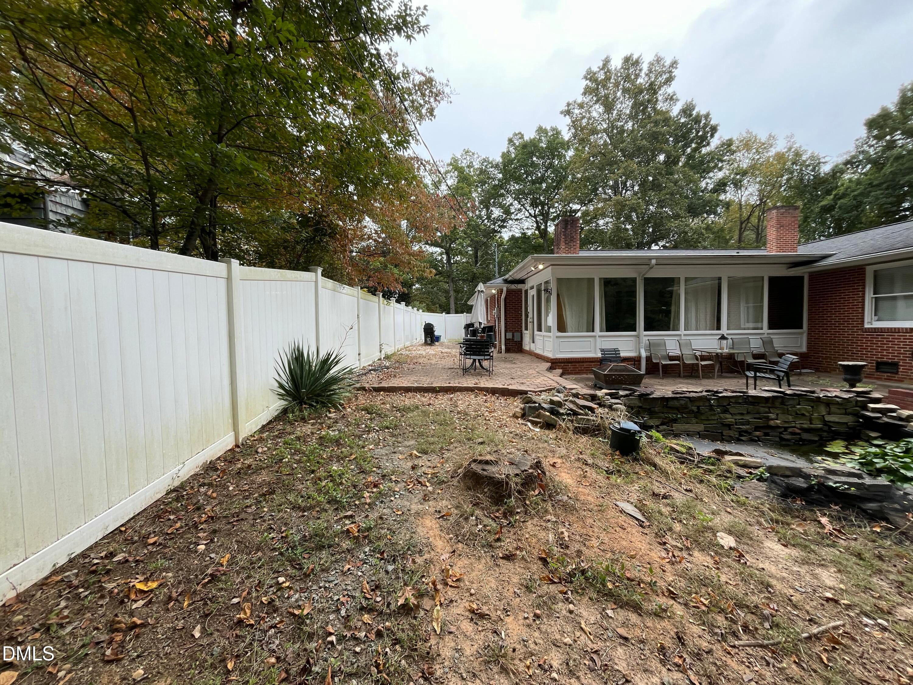 Burlington, North Carolina, 27215, United States, 6 Bedrooms Bedrooms, ,5 BathroomsBathrooms,Residential,For Sale,1999831