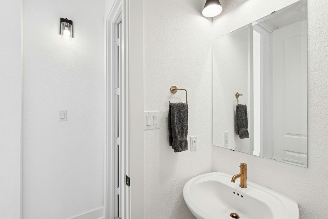 Georgetown, Texas, 78628, United States, 4 Bedrooms Bedrooms, ,4 BathroomsBathrooms,Residential,For Sale,1967057