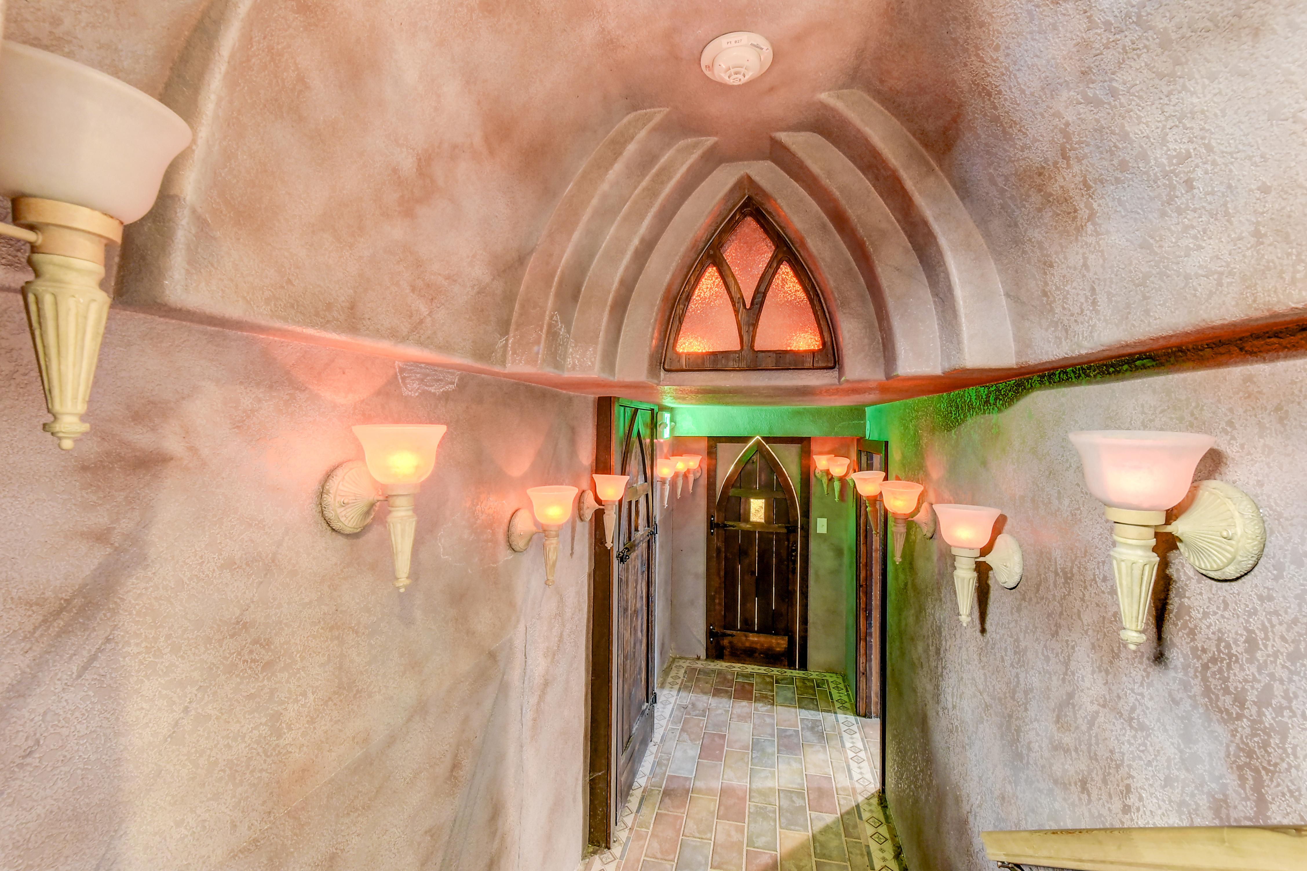 Sumner, Washington, 98390, United States, 4 Bedrooms Bedrooms, ,3 BathroomsBathrooms,Residential,For Sale,1992043