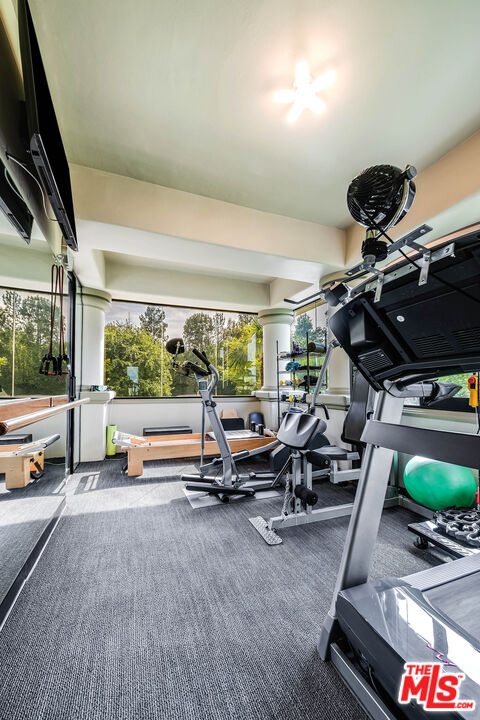 Beverly Hills, California, 90210, United States, 4 Bedrooms Bedrooms, ,5 BathroomsBathrooms,Residential,For Sale,1919871
