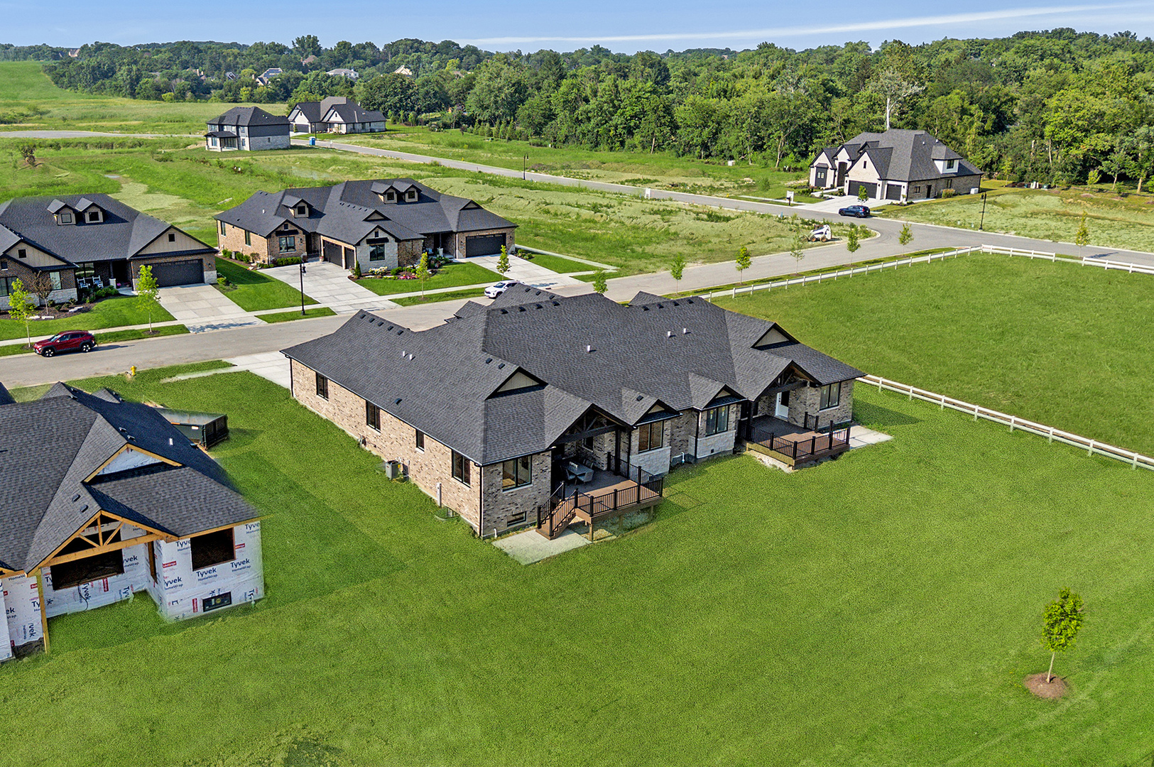 Orland Park, Illinois, 60467, United States, 2 Bedrooms Bedrooms, ,2 BathroomsBathrooms,Residential,For Sale,1921917