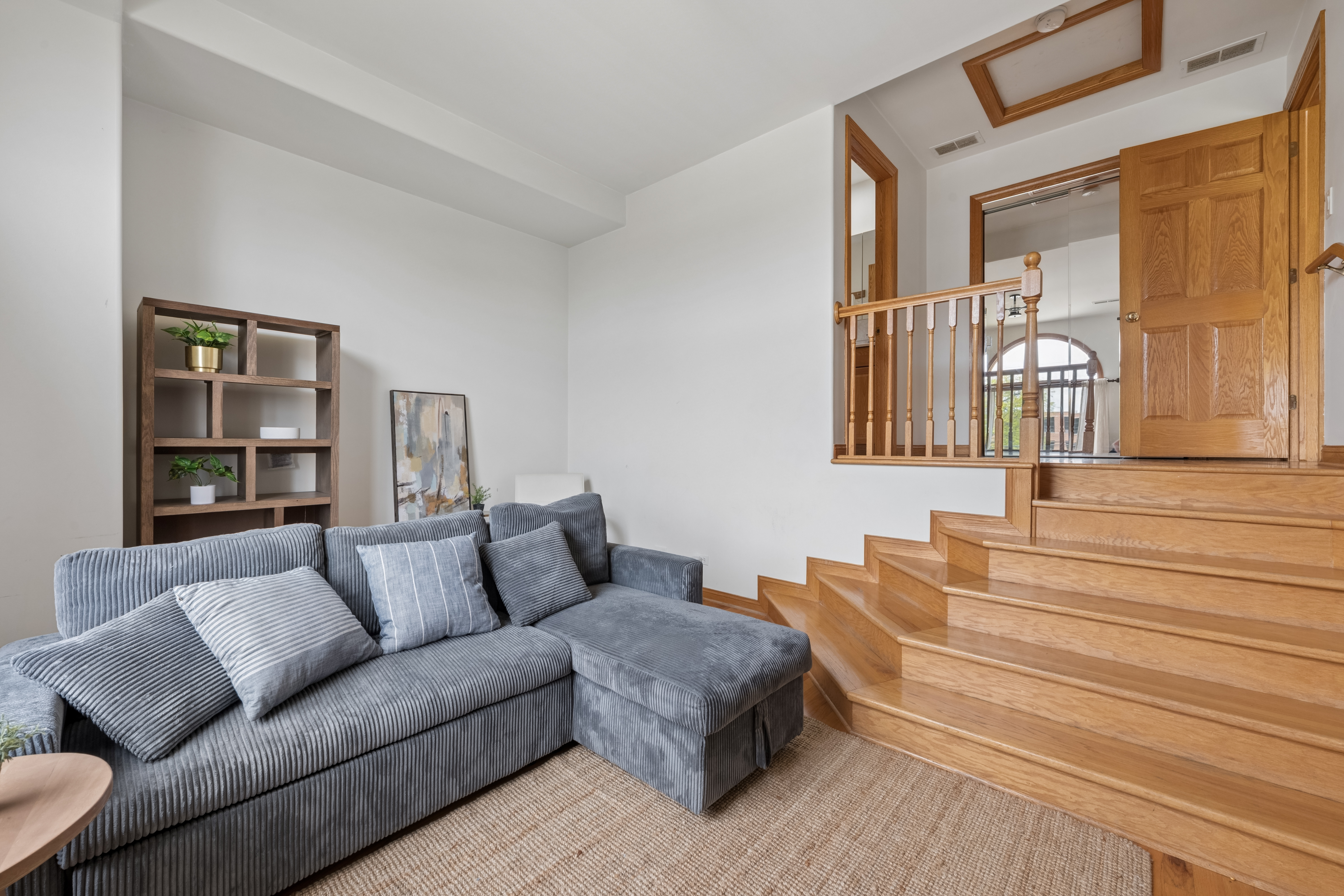  Designed for Both Comfortable Everyday Living and Effortless Entertaining - 物件實景