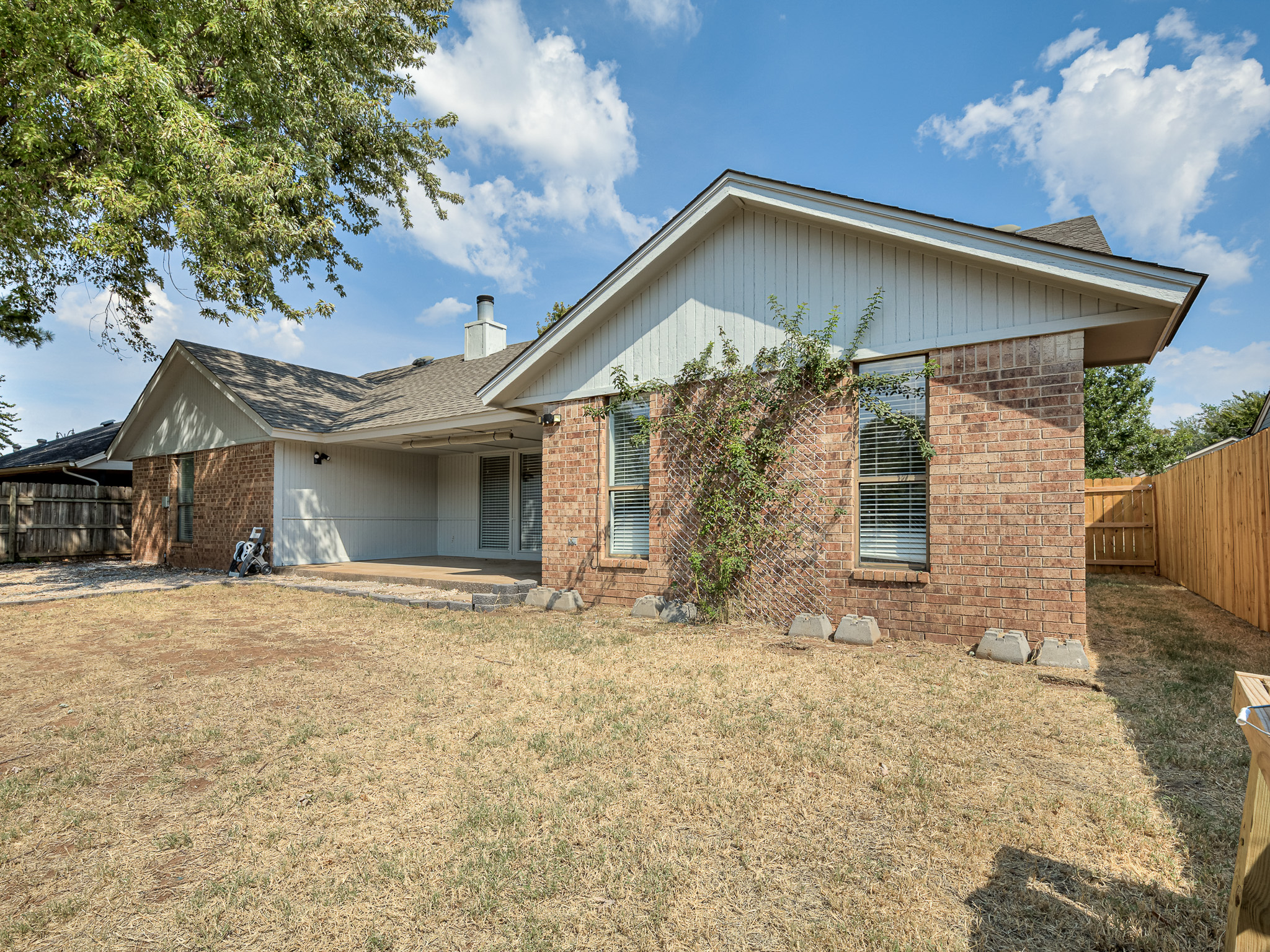  1509 Sand Springs Trail, Edmond, OK 73013 - 物件實景