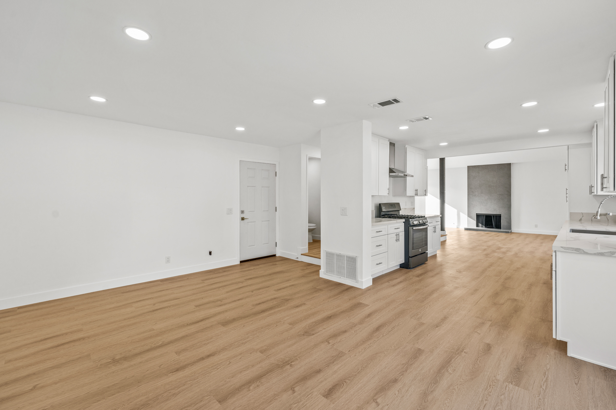 Grand Terrace, California, 92313, United States, 4 Bedrooms Bedrooms, ,3 BathroomsBathrooms,Residential,For Sale,2005102