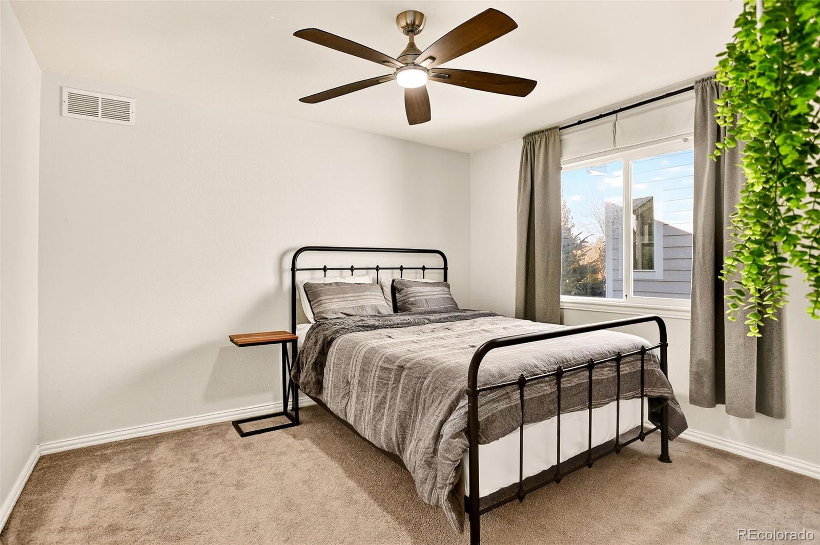 Highlands Ranch, Colorado, 80126, United States, 5 Bedrooms Bedrooms, ,4 BathroomsBathrooms,Residential,For Sale,1989546