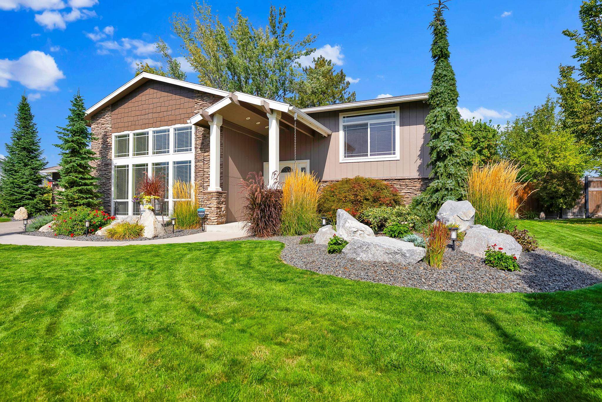 Spokane, Washington, 99216, United States, 4 Bedrooms Bedrooms, ,2 BathroomsBathrooms,Residential,For Sale,2005224