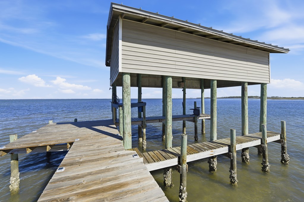 St. George Island, Florida, 32328, United States, 4 Bedrooms Bedrooms, ,2 BathroomsBathrooms,Residential,For Sale,2005204