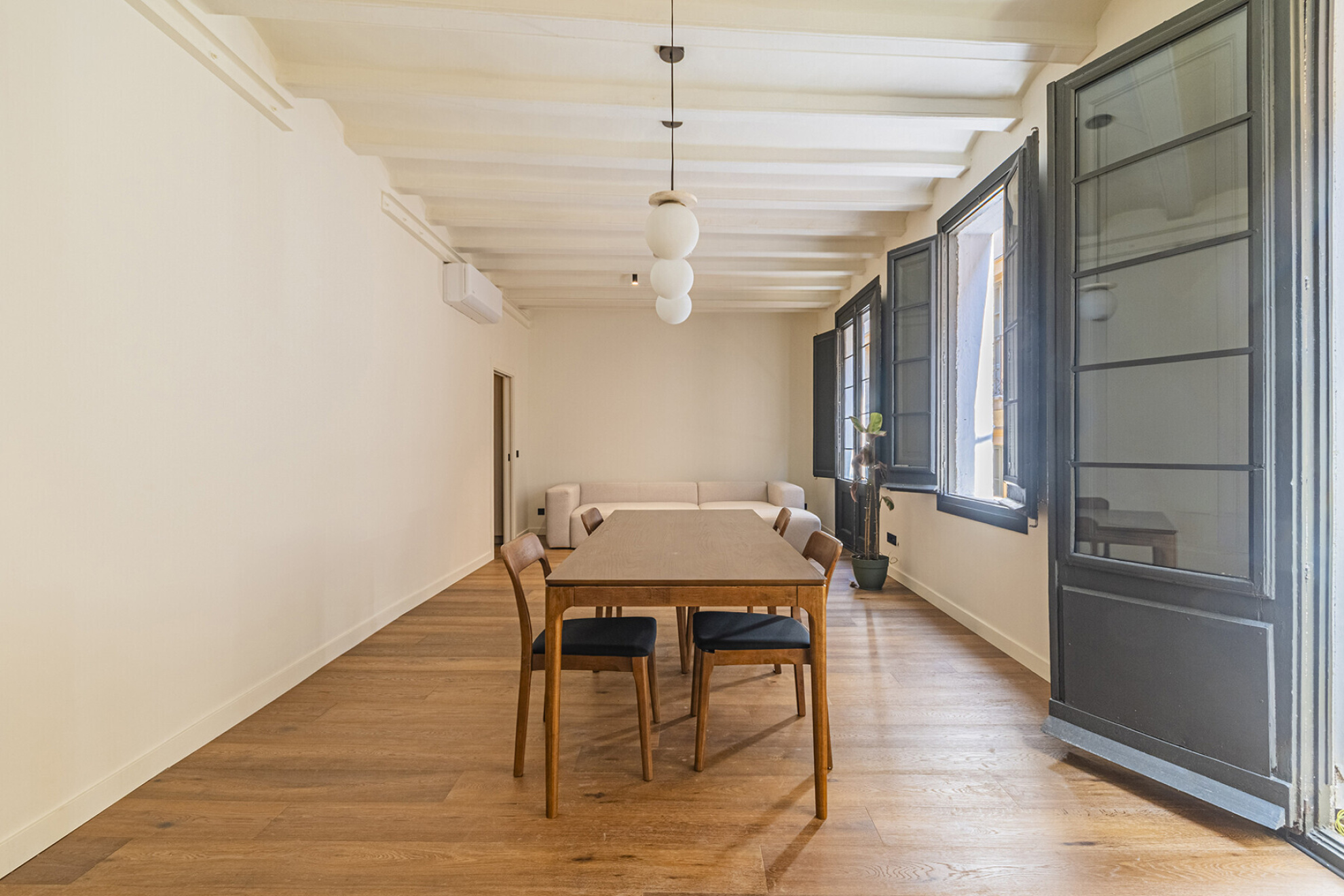  Elegant, renovated home near Santa Maria del Mar - 物件實景