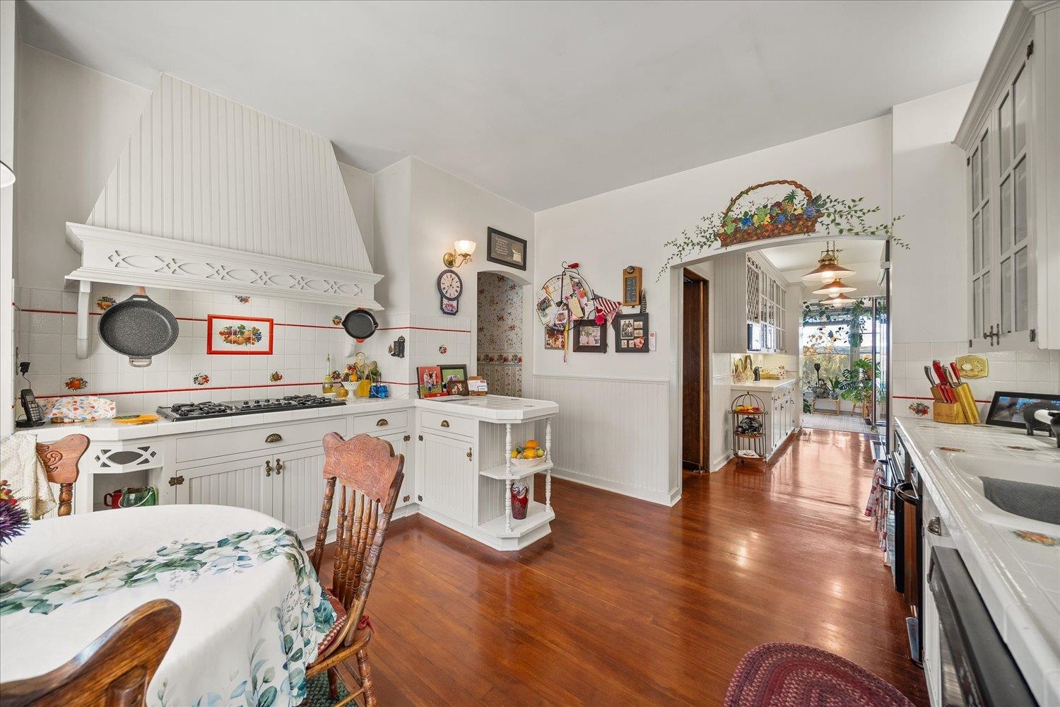 Spokane, Washington, 99201, United States, 4 Bedrooms Bedrooms, ,5 BathroomsBathrooms,Residential,For Sale,1987077