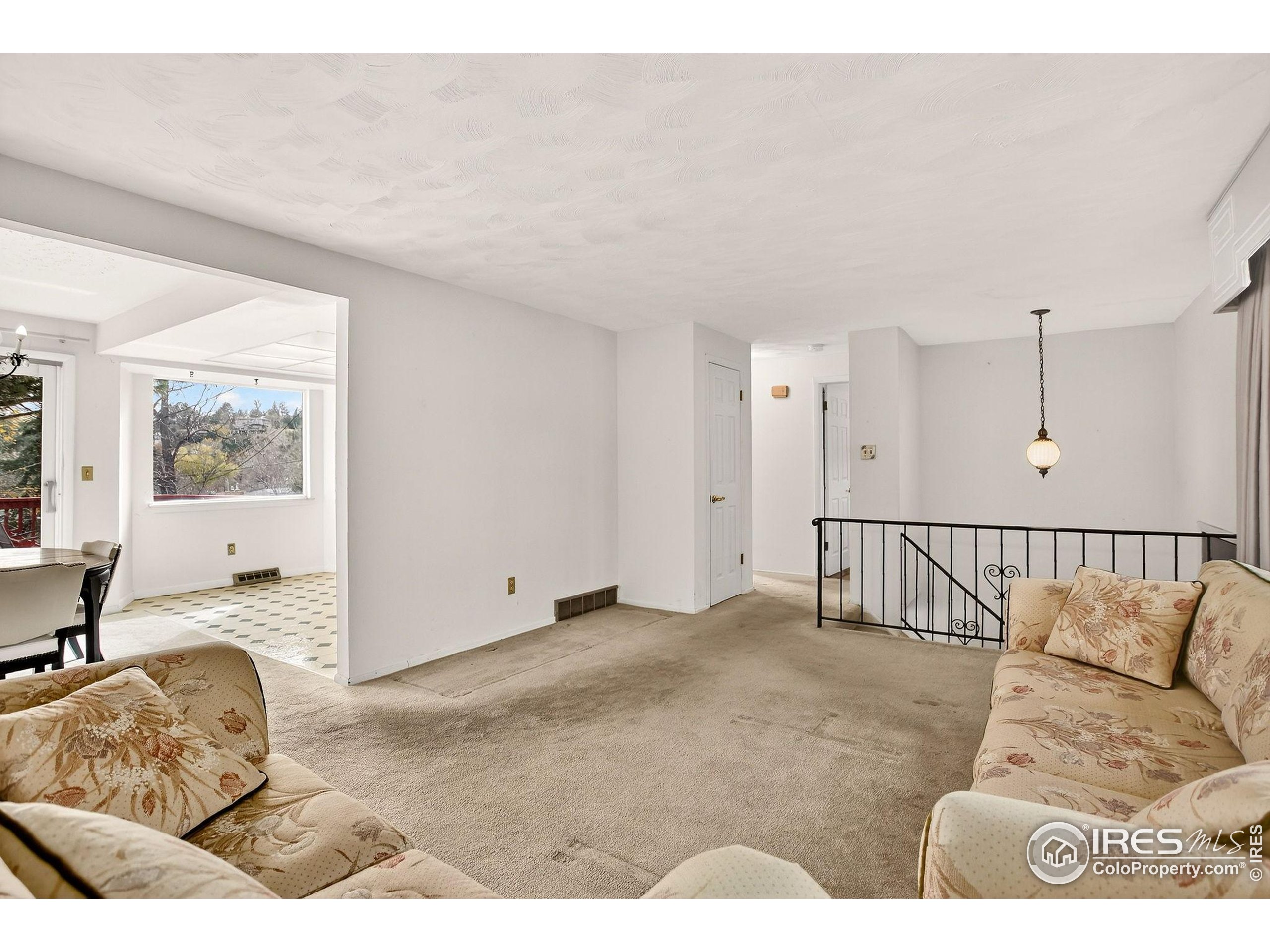 Boulder, Colorado, 80305, United States, 4 Bedrooms Bedrooms, ,1 BathroomBathrooms,Residential,For Sale,1989677