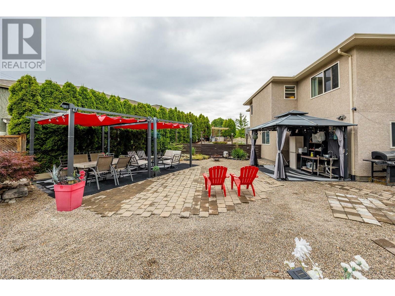 KELOWNA, British Columbia, V1P 1N8, CA, 6 Bedrooms Bedrooms, ,4 BathroomsBathrooms,Residential,For Sale,1837090