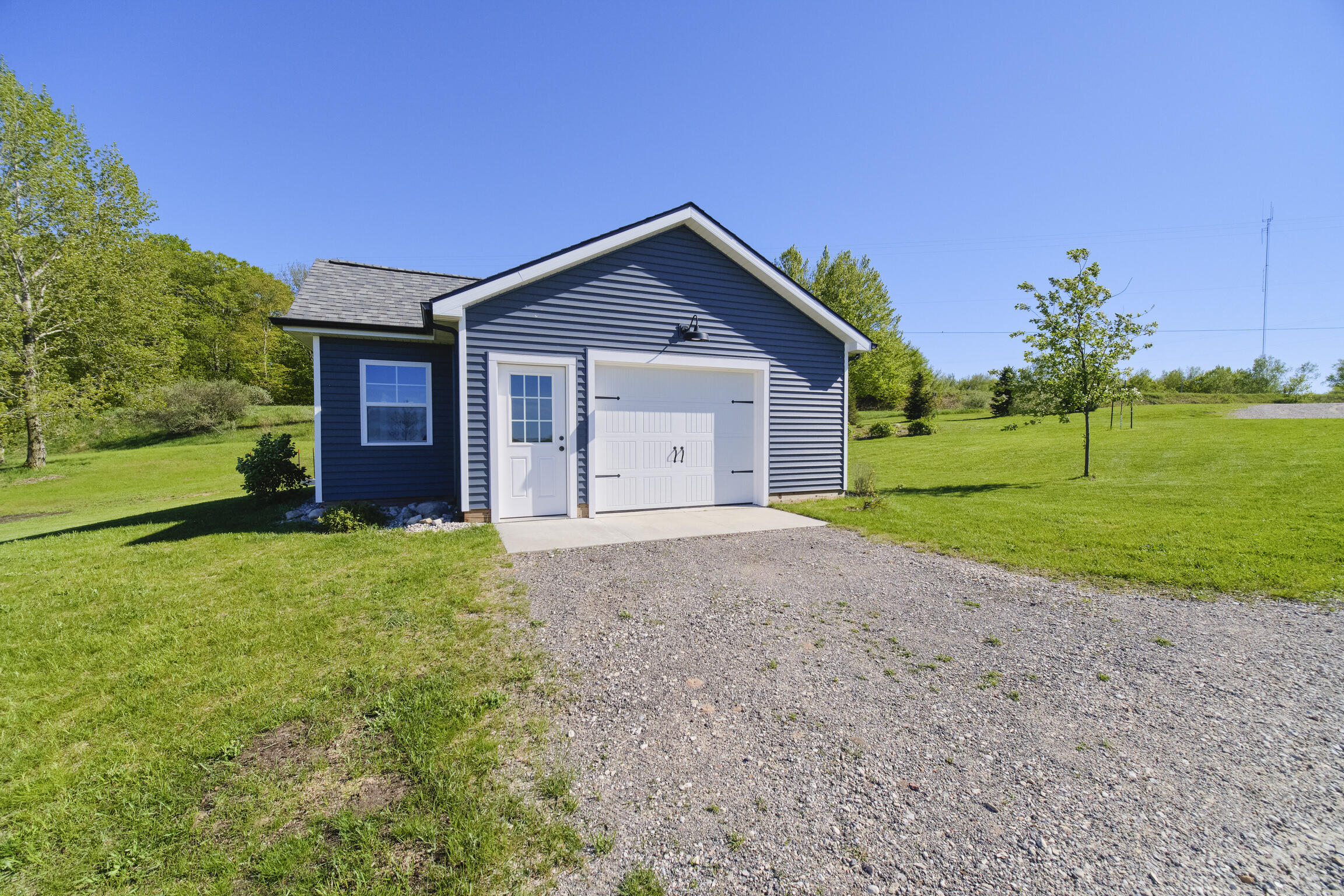 Manistee, Michigan, 49660, United States, 3 Bedrooms Bedrooms, ,2 BathroomsBathrooms,Residential,For Sale,2049083