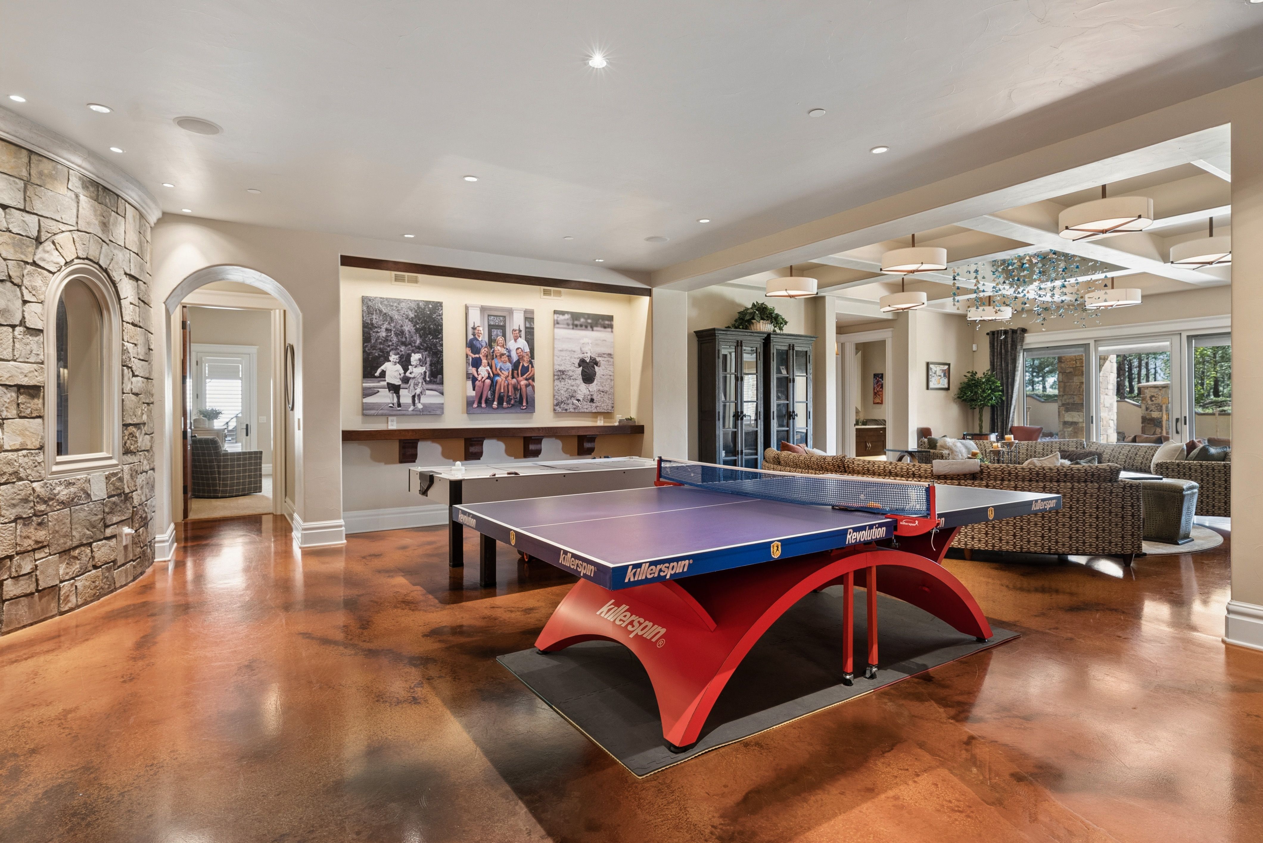  Extraordinary legacy estate on 2.59 private acres in Cathedral Pines - 物件實景
