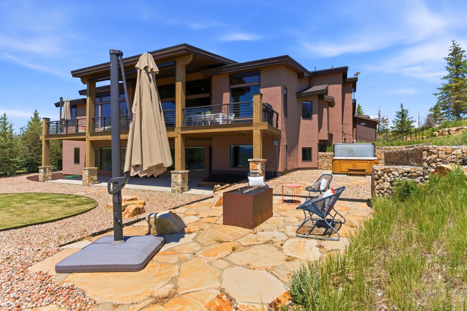  Beautiful Home with Forever Unobstructed Views on 10 Acres - 物件實景