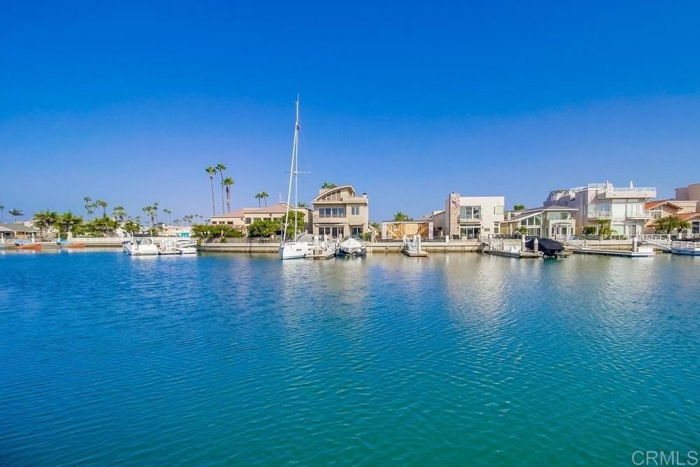 Coronado, California, 92118, United States, 2 Bedrooms Bedrooms, ,2 BathroomsBathrooms,Residential,For Sale,1794986